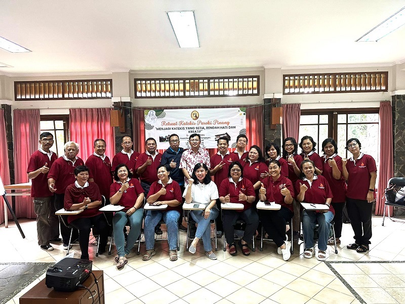 bersama dengan Rm V Dwi Sumarno Pembicara RekoleksiPAKAI_1